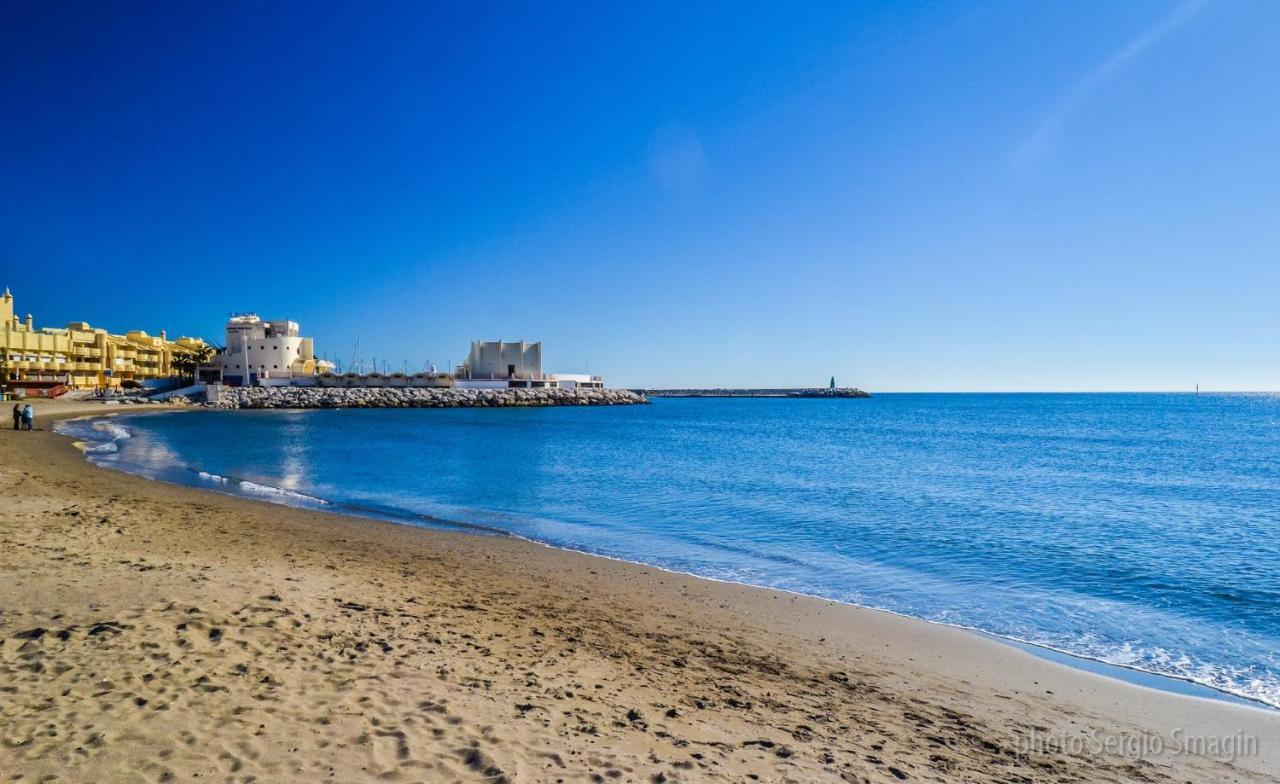 Timon II Apartamentos - A Solo 90 Metros De La Playa - Parking Gratis - Avenida De Las Palmeras Benalmádena Exterior photo